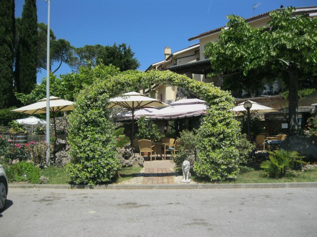 Hotel Rosati Chiusi Exteriör bild