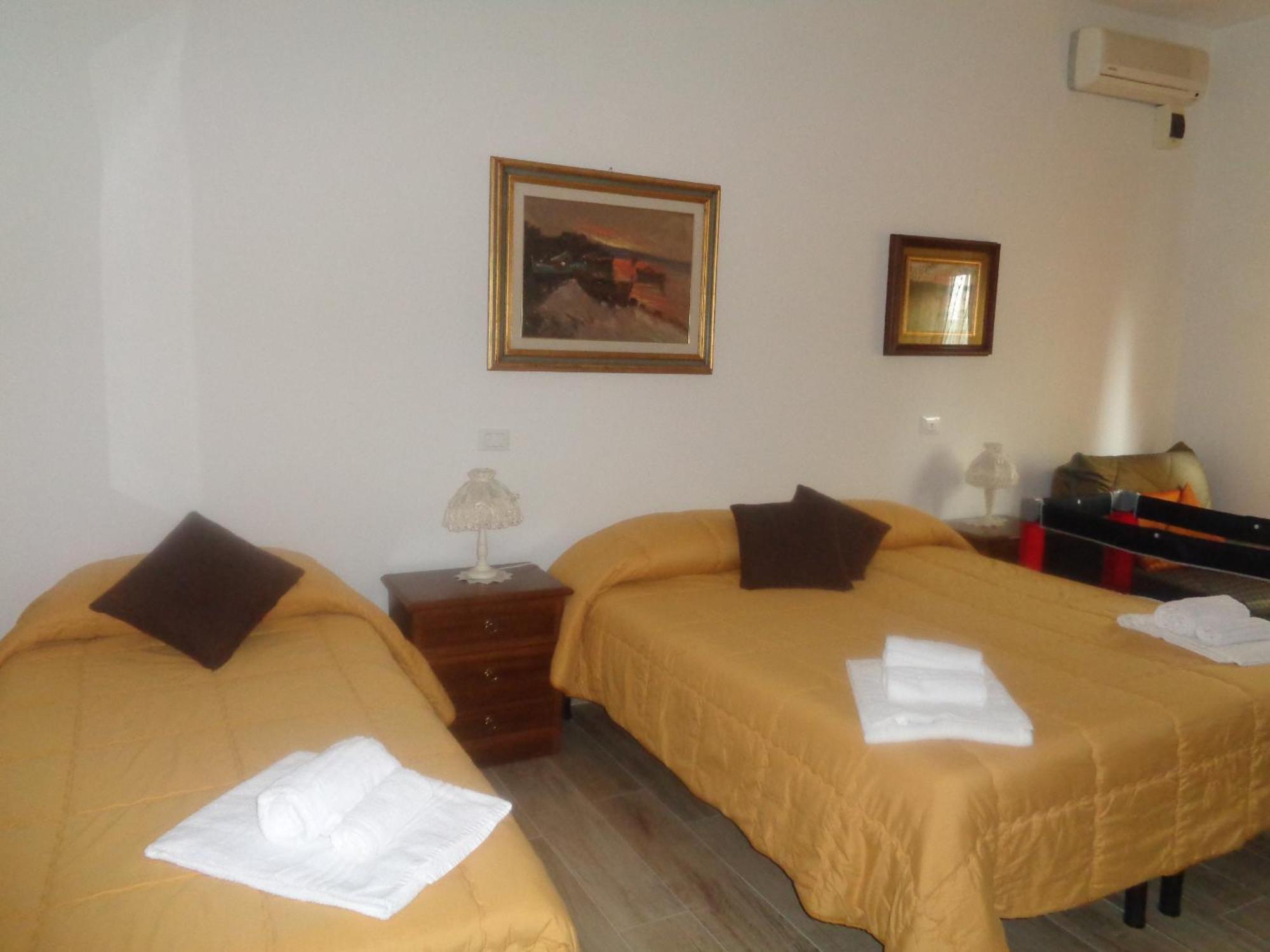 Hotel Rosati Chiusi Exteriör bild